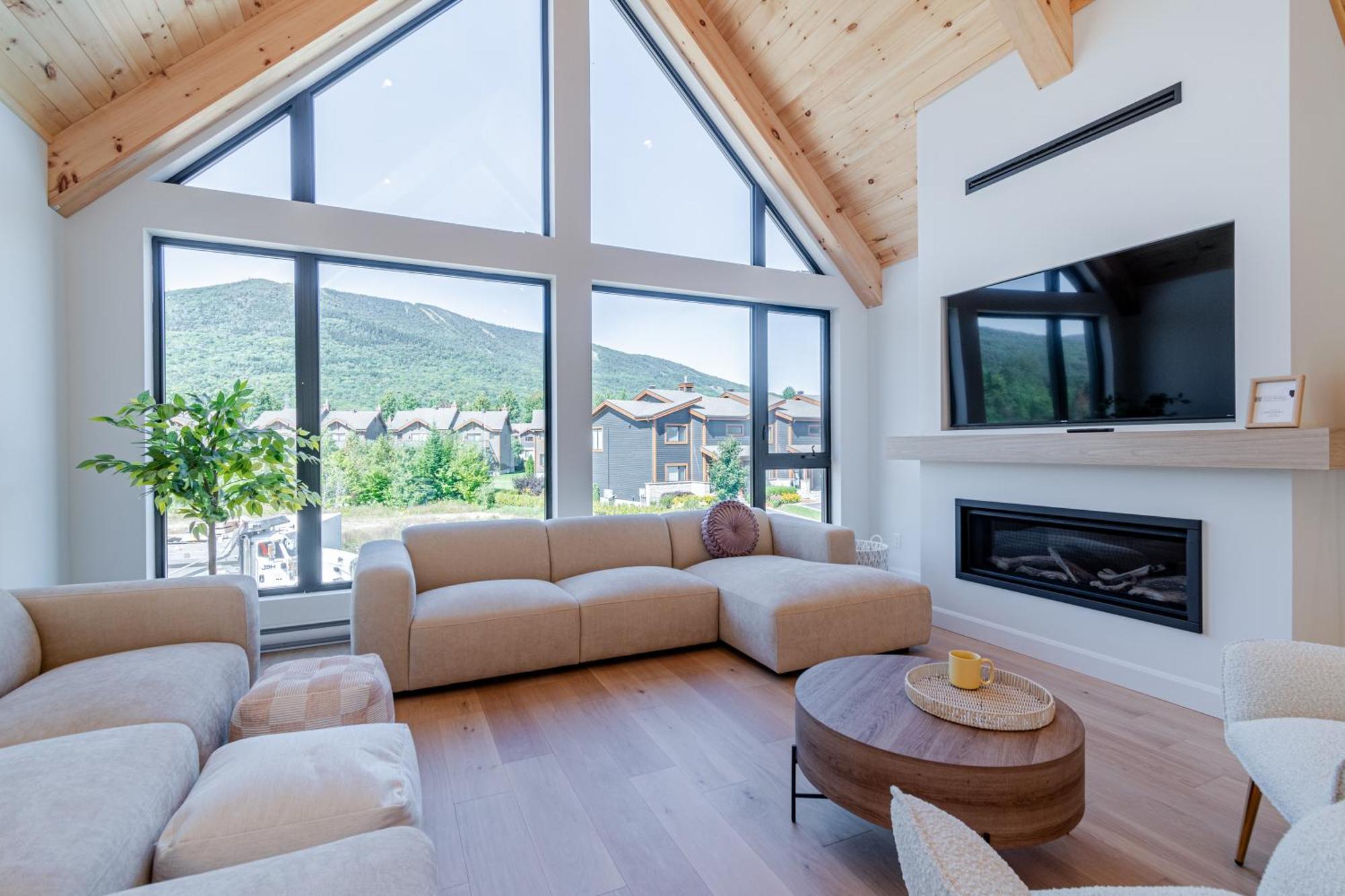 Sofa Villas Mont Sainte-Anne ボーブレ エクステリア 写真