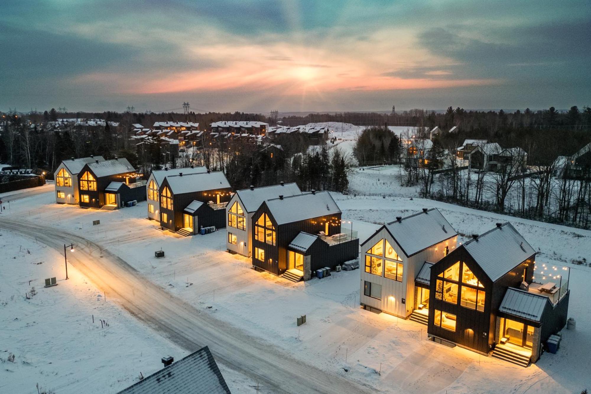 Sofa Villas Mont Sainte-Anne ボーブレ エクステリア 写真
